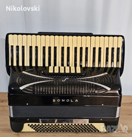 Акордеон Sonola, снимка 4 - Акордеони - 54187302
