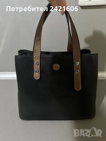 Jaguar кожена дамска чанта, снимка 2 - Чанти - 53637177