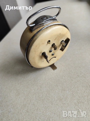 анимиран часовник будилник , снимка 2 - Антикварни и старинни предмети - 54183411