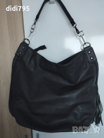 дамска чанта , снимка 2 - Чанти - 51787730