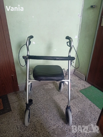 Ролатор, снимка 2 - Ролатори - 53968755