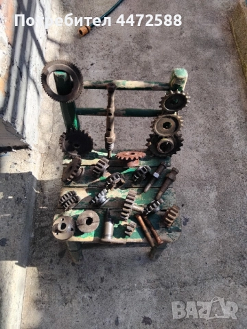 части за трактор и други машини 