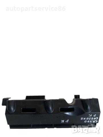 Десен защитен капак за Jeep Grand Cherokee 3.0 CRD (2006) 53013786AA