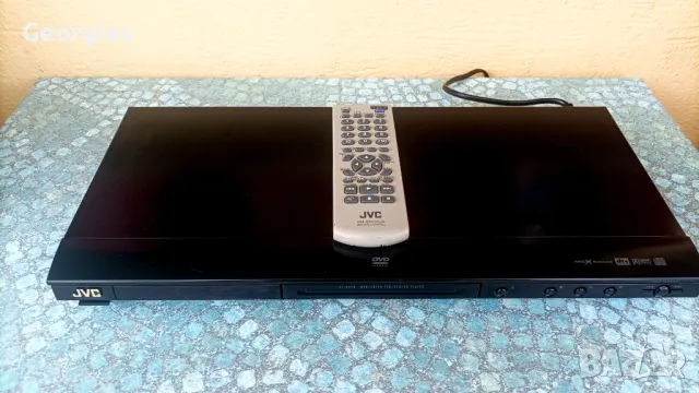 DVD плейър JVC, снимка 3 - Плейъри, домашно кино, прожектори - 49702225