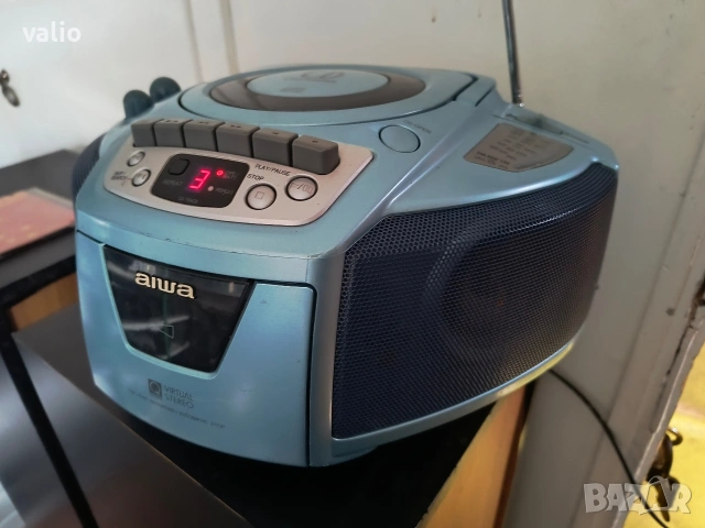малък касетофон aiwa, снимка 5 - Радиокасетофони, транзистори - 53975212