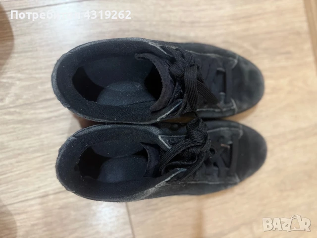 Дамски маратонки Puma, снимка 2 - Маратонки - 50971051