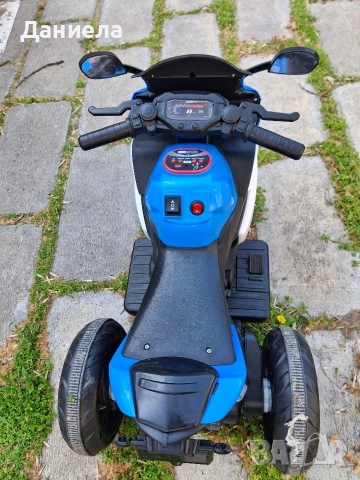 Акумулаторен мотор, снимка 3 - Детски велосипеди, триколки и коли - 54171313