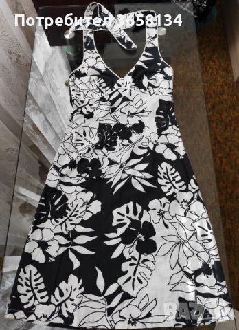 Черно бяла рокля на цветя, снимка 1 - Рокли - 45059022