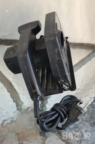 Ръчен циркуляр Black&Decker, снимка 3 - Други инструменти - 50181204