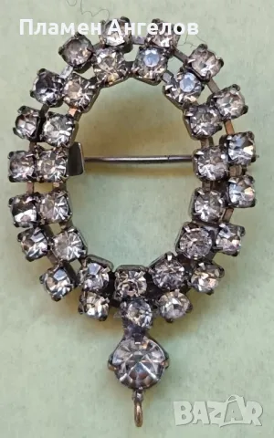 Стара посребрена брошка