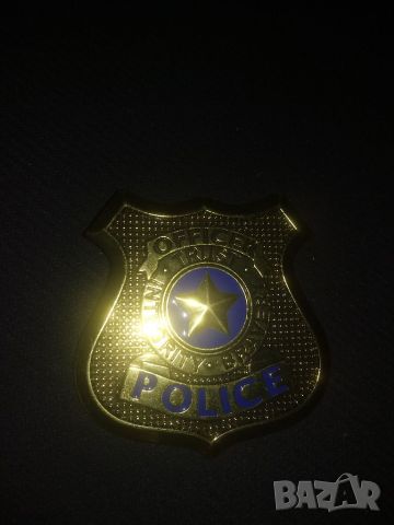 Масивна полицейска значка от  бронз