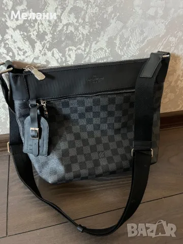 Нова мъжка чанта Louis Vuitton, снимка 3 - Чанти - 47330225