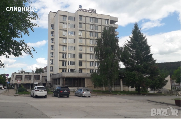 Хотелски комплекс 5100м2, на 20 минути от София , снимка 3 - Хотели - 53118135