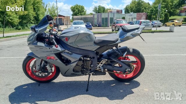 Suzuki gsxr L1 600 Бартер за голям Скутер , снимка 2 - Мотоциклети и мототехника - 45687959