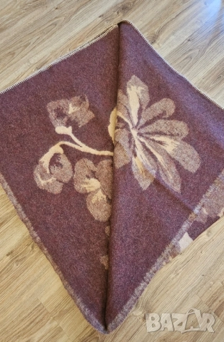 Ново вълнено одеало 190/160, снимка 15 - Олекотени завивки и одеяла - 51785960