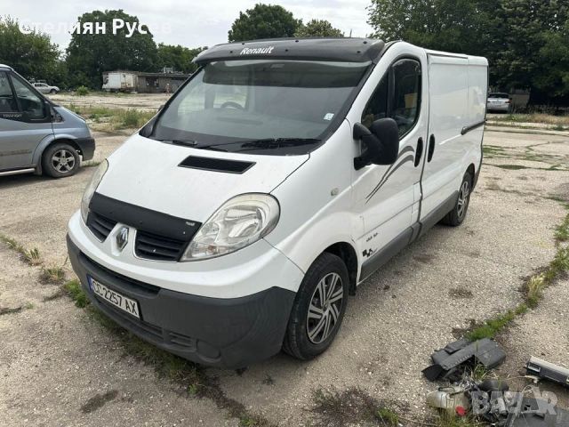  renault trafic   2.0 115 К.С   Дясна дирекция - цена 5 800лв моля БЕЗ бартери / БЕЗ лизинг няма изг, снимка 1 - Бусове и автобуси - 46174650