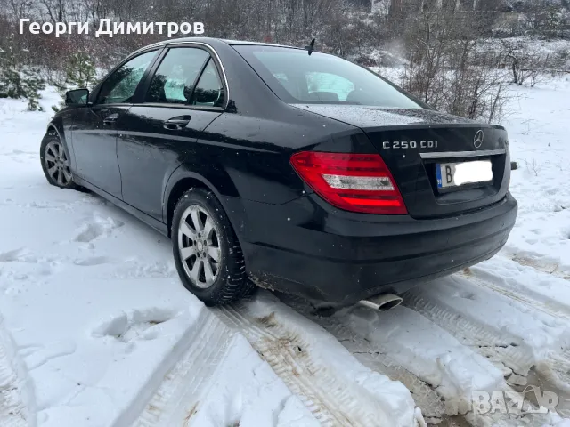 Mercedes-Benz C 250 4MATIC, снимка 3 - Автомобили и джипове - 49213143