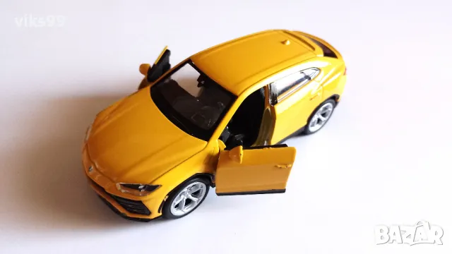 Lamborghini Urus Welly - Мащаб 1:34-39, снимка 2 - Колекции - 47893353