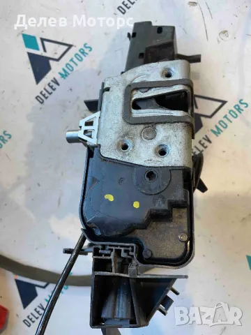 4725417205 предна дясна брава от Ford Fiesta VII 1.1 Ti-VCTi, двигател FSJA, 75 кс., 5 ск., 2023г.