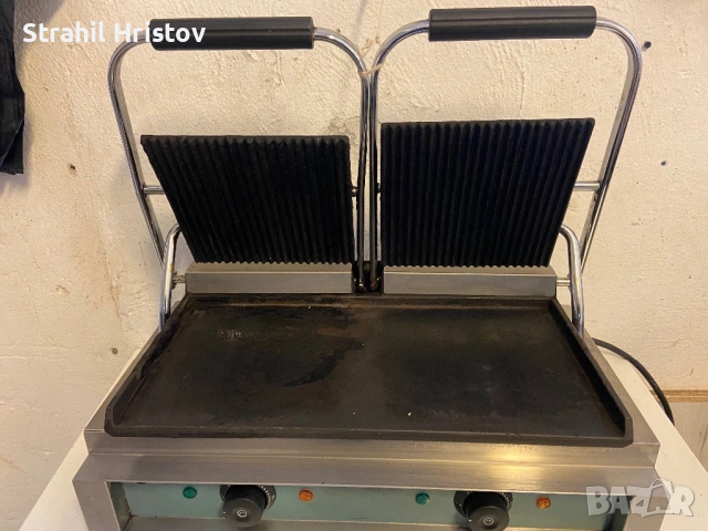 Тостер преса, снимка 3 - Обзавеждане на кухня - 53606362