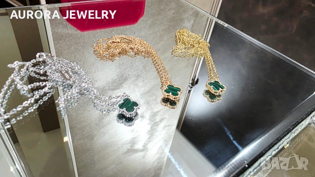 Van Cleef & Arpels VCA Gold Green Malachite Sweet Alhambra Clover Дамско Колие, снимка 2 - Колиета, медальони, синджири - 54224402