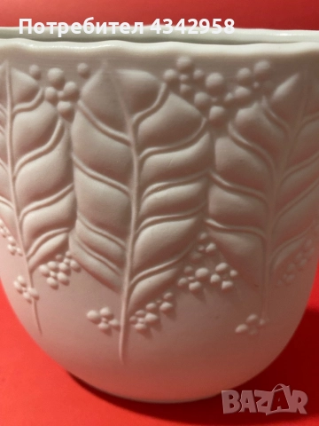 KPM. 1960 -те. Порцеланова ваза., снимка 2 - Антикварни и старинни предмети - 52895407