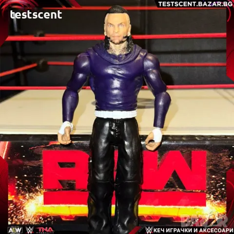 Екшън фигура WWE Jeff Hardy Basic Series Джеф Харди Mattel Purple Black Hooded, снимка 1 - Колекции - 48476865