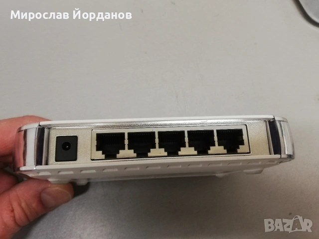 Switch, Суич NETGEAR, D-LINK 8/5 порта, снимка 4 - Суичове - 48054585