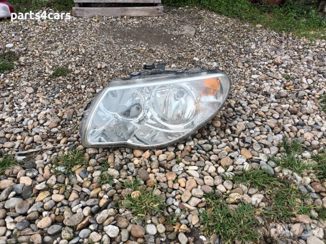 ляв фар за крайслер вояджер 04 - 08 Chrysler Voyager