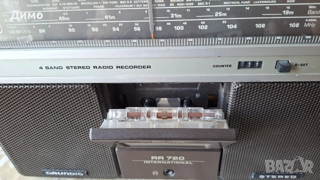Grundig RR 720 радиокасетофон РАБОТЕЩ, снимка 3 - Радиокасетофони, транзистори - 54179617
