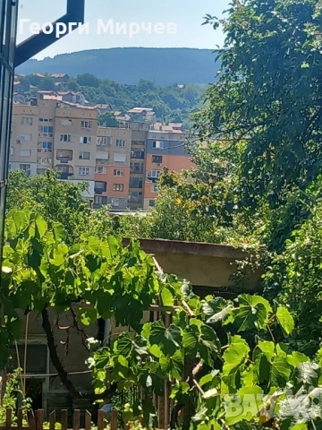 Продавам къща в Перник, кв.Варош -собственик , снимка 7 - Къщи - 52363453