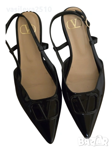 Valentino Garavani дамски обувки от естествена кожа 