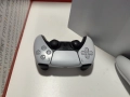 PlayStation 5 1T HDD и два контролера, снимка 2