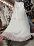 дълга Бяла рокля с бродерии- 38 размер , снимка 1 - Рокли - 45841829