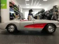 Метална колекционерска количка BBURAGO CHEVROLET CORVETTE 1957, снимка 2