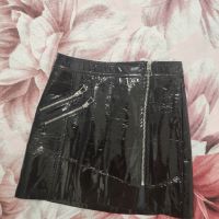 Черна латексова пола, снимка 1 - Поли - 45306755