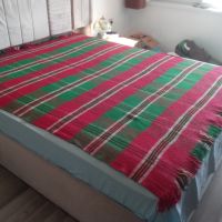Продавам родопско одеяло.Размерите са на снимките., снимка 1 - Олекотени завивки и одеяла - 45198610