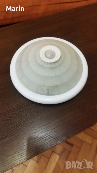 Плафониера със сензор за движение, снимка 1