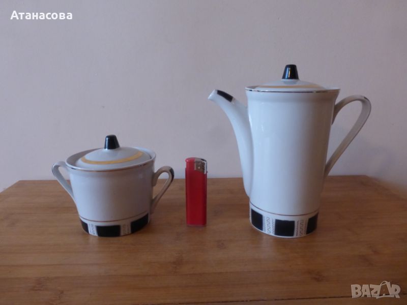 Украински порцеланови чайник и захарница 1970 г, снимка 1