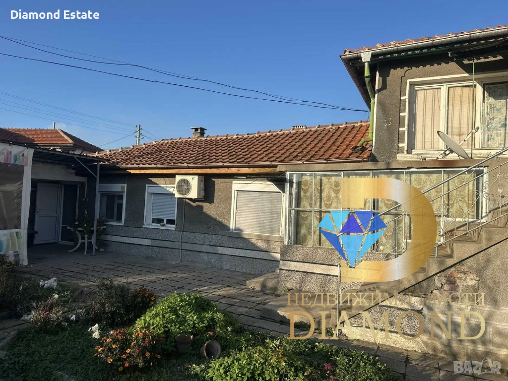 Двуетажна къща с гараж в село Черногорово, общ. Димитровград, снимка 1