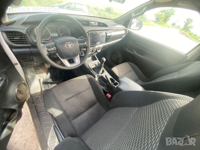 Toyota Hilux Pickup 2.4 D 4WD, 150 кс., двигател 2GDFTV, GUN125L-BNFSHW, 6 ск., 152 000 км., 2016 г., снимка 8 - Автомобили и джипове - 46190930