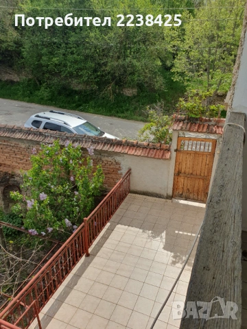 Къща с двор в с. Пресяка, общ.Ловеч, снимка 5 - Къщи - 53175540