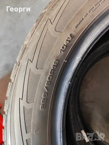 2бр.зимни гуми 225/60/18 Goodyear, снимка 3 - Гуми и джанти - 47661894