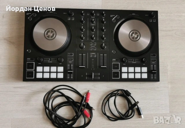 Конзола Traktor S2 MK3 , снимка 3 - Други - 53988169