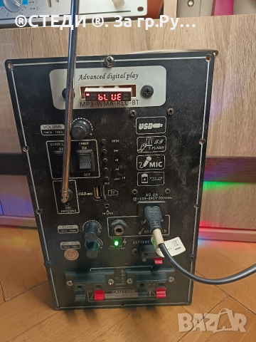 усилвател от караоке колона модел MBA F-12. 