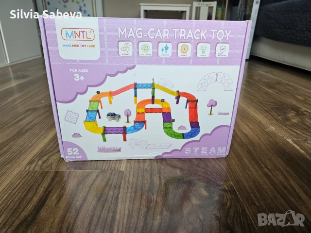 Магнитен конструктор - Магнитна писта със светеща количка, 52бр. части, снимка 2 - Коли, камиони, мотори, писти - 52390019