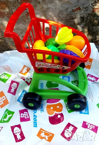 децка количка с плодове