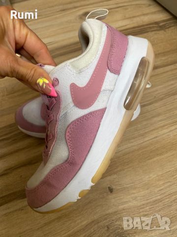 Оригинални юношески маратонки Nike Air Max Motif ! 34 н, снимка 2 - Детски маратонки - 45469272