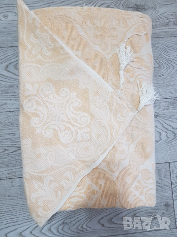 Кувертюра и калъфка за възглавница, снимка 5 - Покривки за легло - 52241007