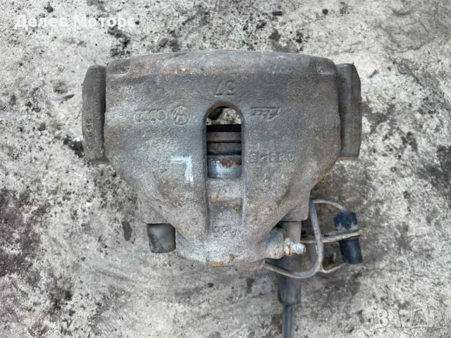 Преден ляв спирачен апарат Ate 57 885 от Audi A4 1.9 TDI 2003 в автоморга Delev Motors, между с. Кам